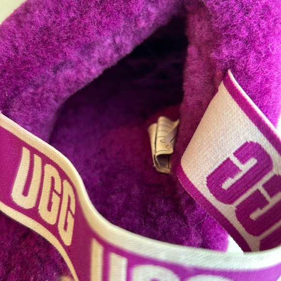 SOLD UGG Fluff Yeah Slide Sheepskin Shearling Slingback Slippers Berrylicious 9 - Picture 8 of 14